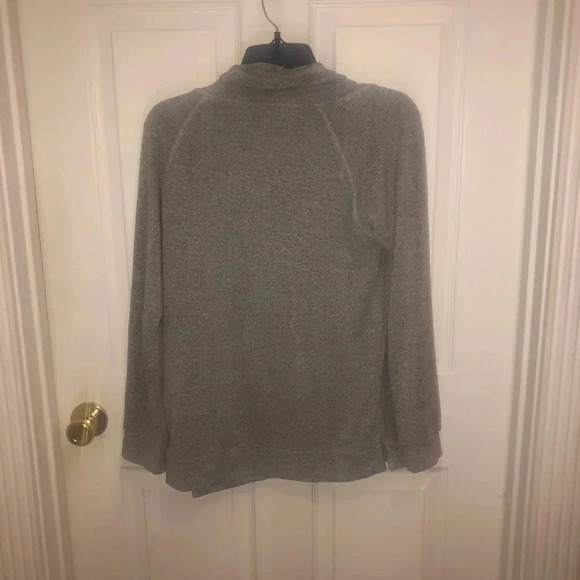 Jones New York-Gray fleece pullover sz sm - Picture 3 of 3